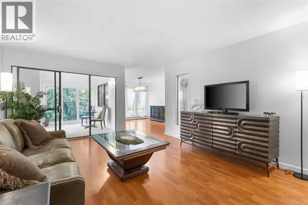 1875 Lansdowne RD #405, Saanich, BC V8P1A9