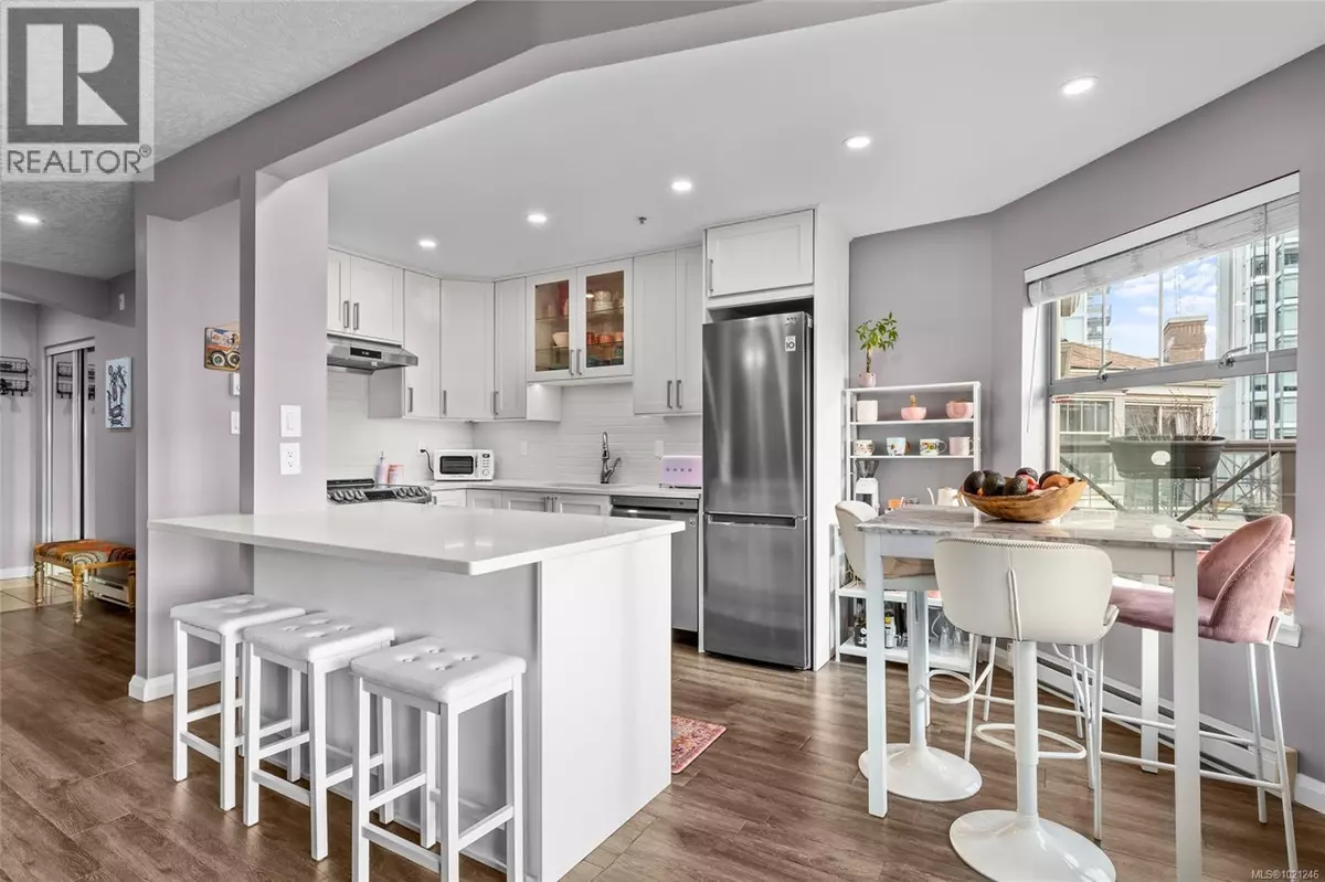 Victoria, BC V8V3N5,935 Johnson ST #404