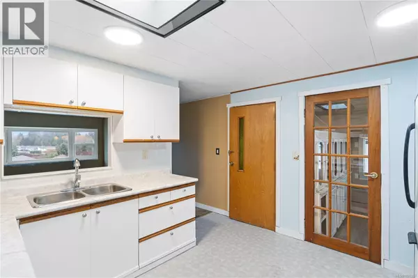 Nanaimo, BC V9T6P8,6245 Metral DR #41