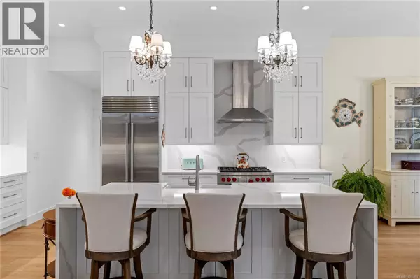 Parksville, BC V9P2R5,1353 Parkhurst Pl