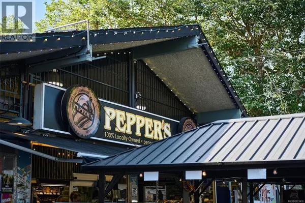 Saanich, BC V8N0C1,3914 Woodlands Pl