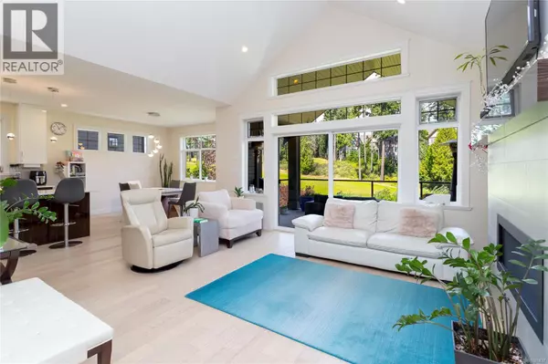 Langford, BC V9B0E3,2140 Champions Way