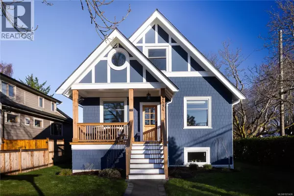 Oak Bay, BC V8S2R5,2194 Central Ave