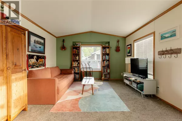 Ucluelet, BC V0R3A0,421 Humpback Pl