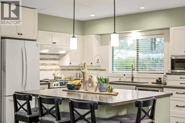 Courtenay, BC V9N6T8,4988 Adrian Rd