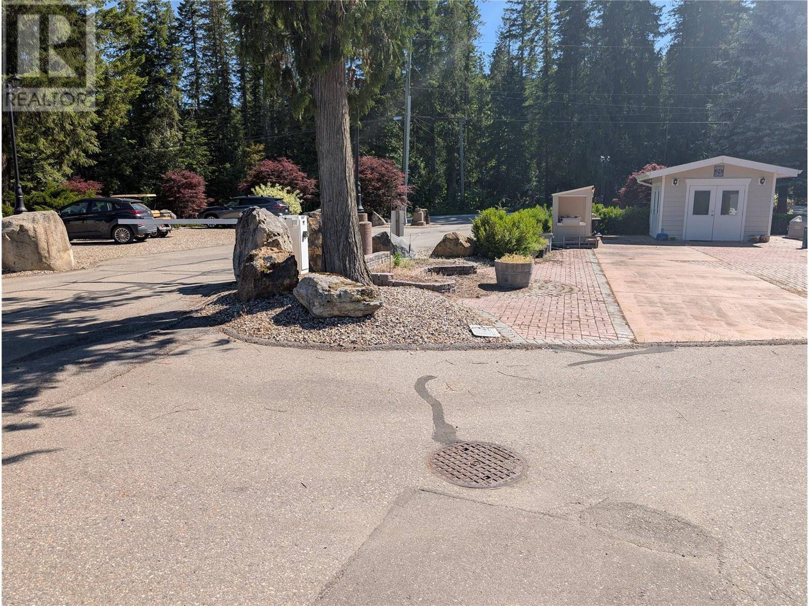 Enderby, BC V0E1V5,3303 Mabel Lake RD #52