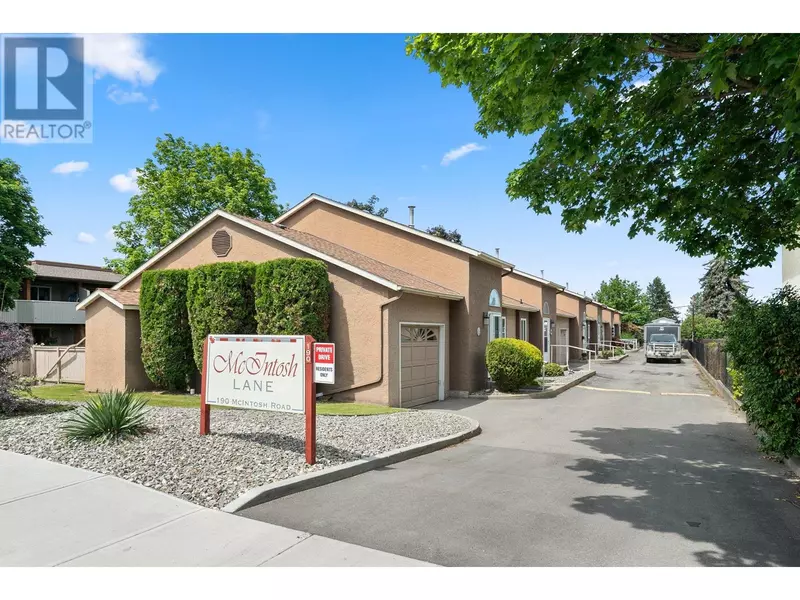 190 McIntosh RD #2, Kelowna, BC V1X2C4