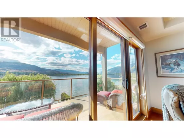 Osoyoos, BC V0H1V6,2418 Lakeshore DR #304