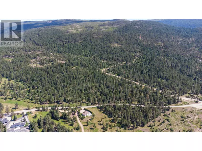 5401-5403 McCulloch Road, Kelowna, BC V1W4G1