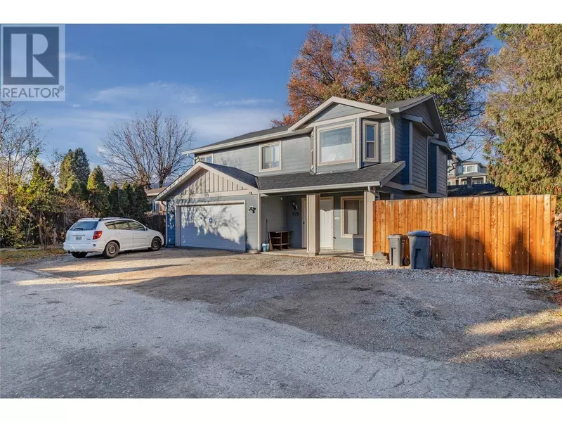 879 Saucier Avenue, Kelowna, BC V1Y6A4