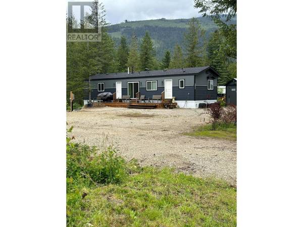 3997 MALAKWA Road, Malakwa, BC V0E2J0