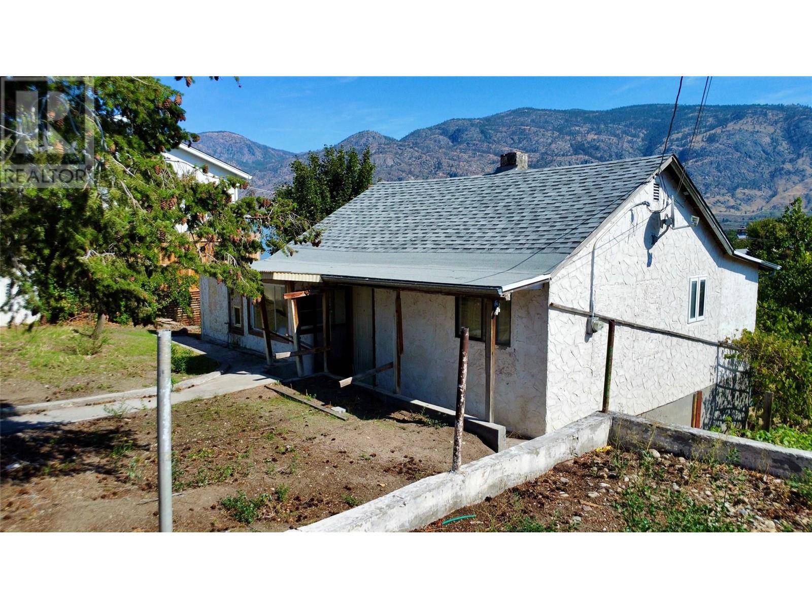 Osoyoos, BC V0H1V0,7209 Heron Lane