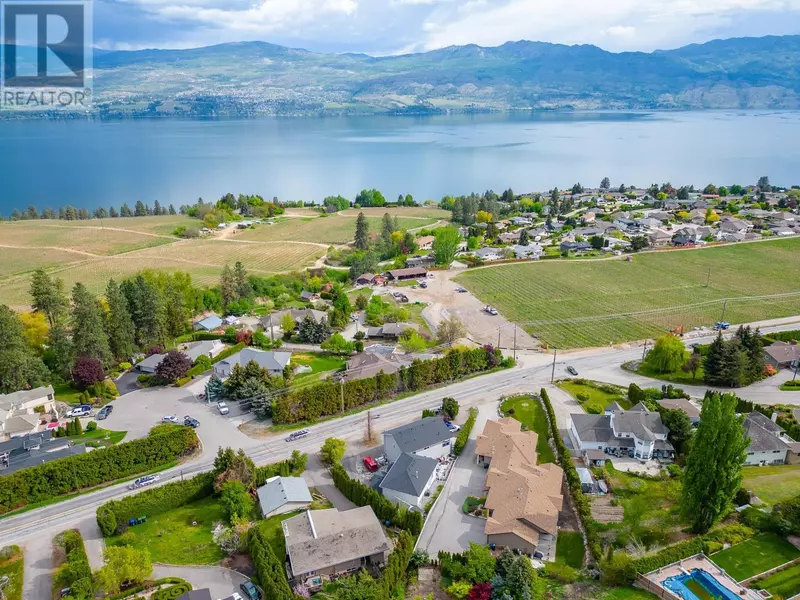 3174 Boucherie Road, West Kelowna, BC V1Z2G9