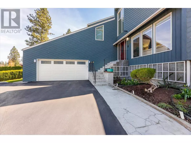 2189 Michelle Crescent, West Kelowna, BC V1Z2Z9