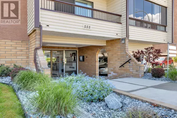 Kelowna, BC V1Y5Y8,555 Rowcliffe AVE #206