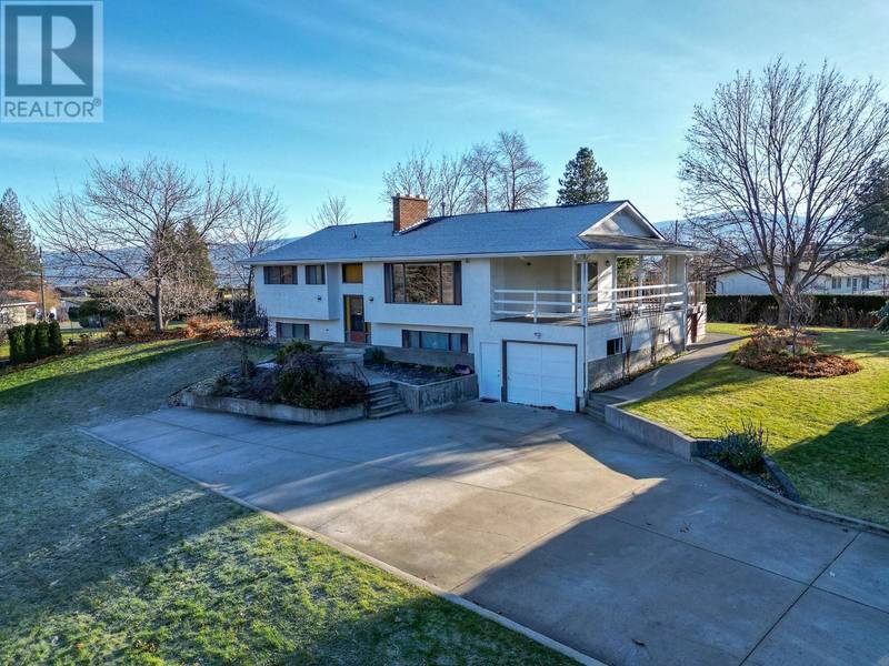 2501 Crestview Road, West Kelowna, BC V1Z1Z4