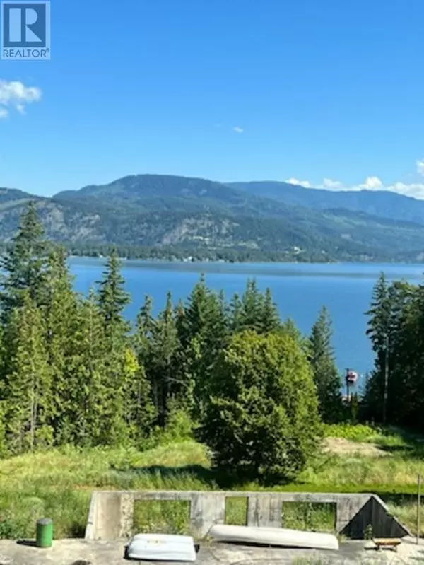 1546 Blind Bay Road, Sorrento, BC V0E2W0