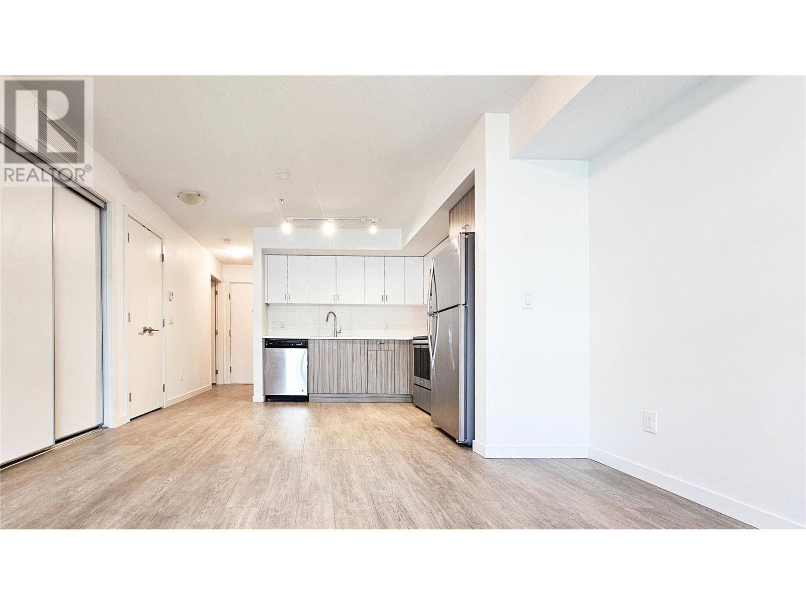 Kelowna, BC V1V0A2,655 Academy WAY #216