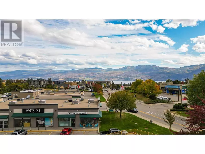 3645 Gosset RD #304, West Kelowna, BC V1Z4C9