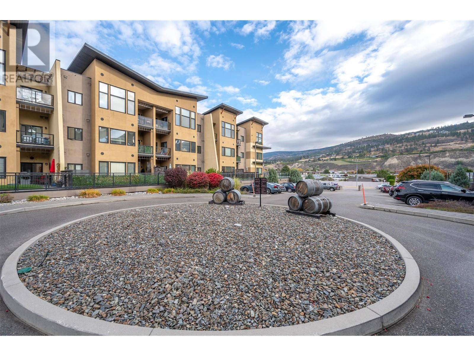 Penticton, BC V2A8J3,3311 Wilson ST #410