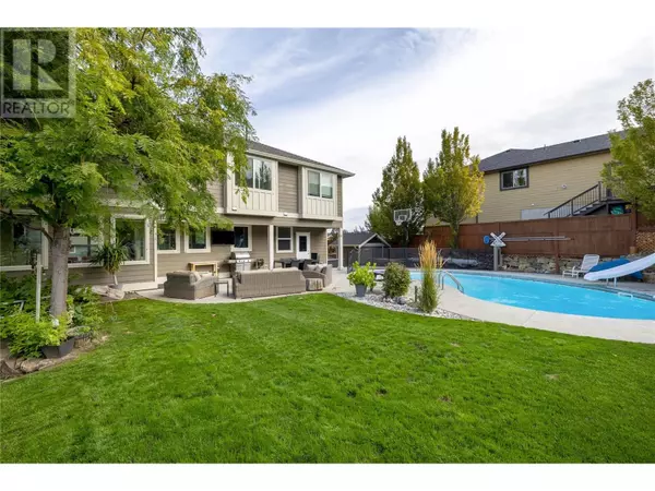 893 Hewetson Avenue, Kelowna, BC V1W5C9