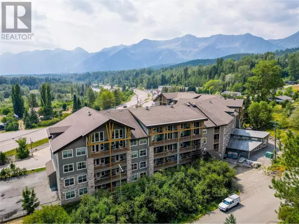 Fernie, BC V0B1M1,1500 MCDONALD AVE #320