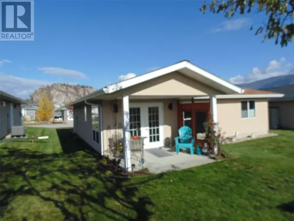 4200 Grandview DR #202, Castlegar, BC V1N4X7