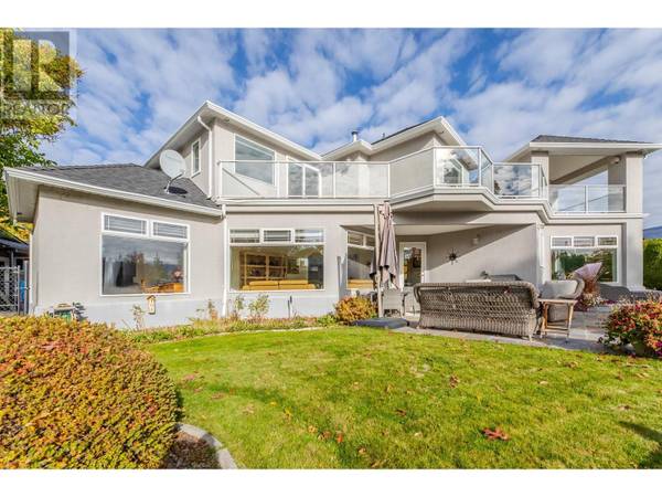 Summerland, BC V0H1Z9,521 MILLER Street