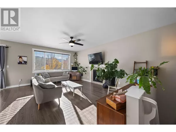 Kamloops, BC V2B4Y2,2381 Parkcrest Avenue