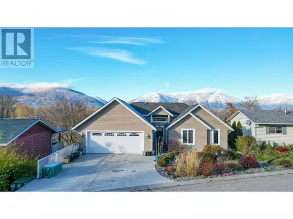 323 3rd Avenue S, Creston, BC V0B1G3