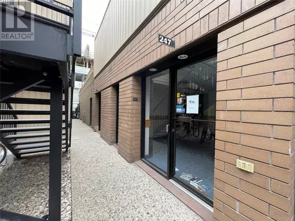 Kelowna, BC V1Y6L2,247 Lawrence Avenue