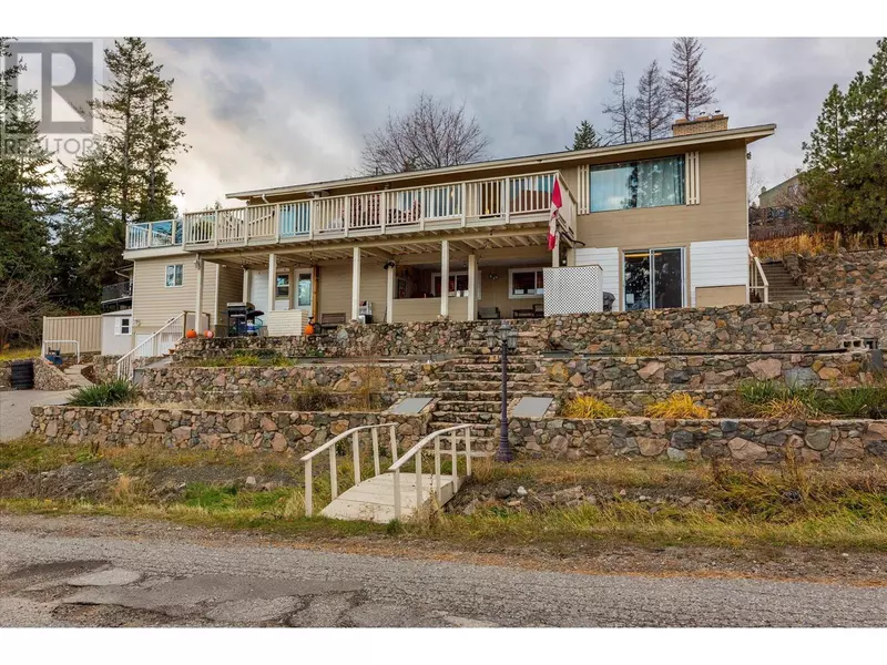 1572 Parkinson Road, West Kelowna, BC V1Z2X2