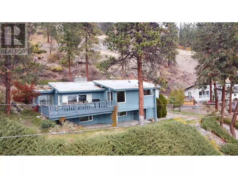 4354 First Avenue, Peachland, BC V0H1X5