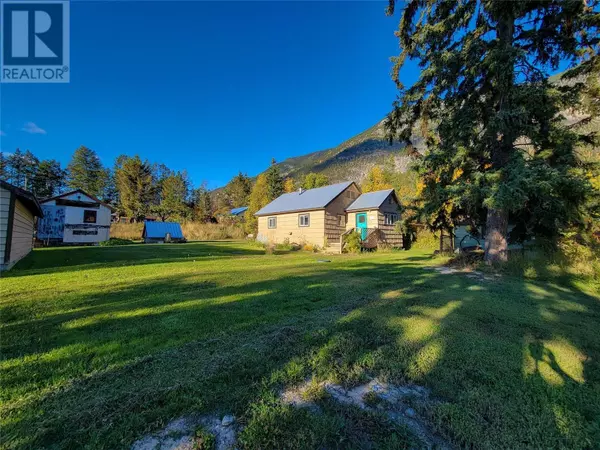 Spillimacheen, BC V0A1P0,5015 Kootenay Street