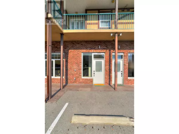 Okanagan Falls, BC V0H1R0,850 RAILWAY LN #103