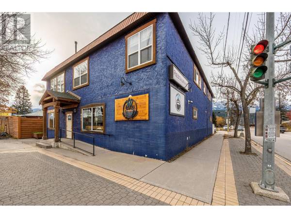 Golden, BC V0A1H0,901 10TH  S Avenue