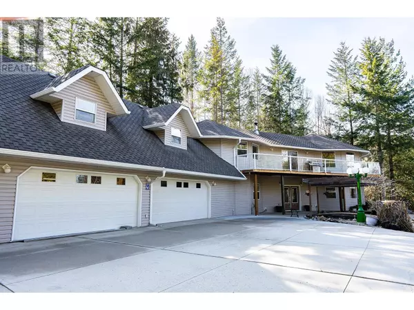 Blind Bay, BC V0E1H1,2743 Lake Mount Place