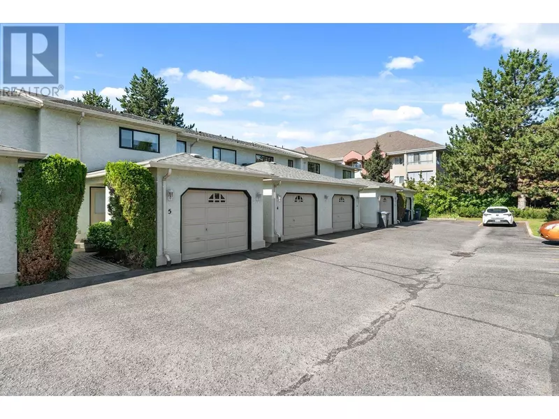 130 Dundas RD #5, Kelowna, BC V1W4M4