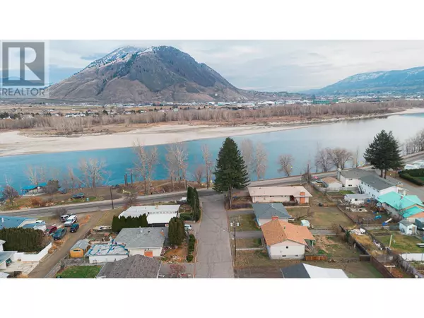 Kamloops, BC V2B1K8,332 Oak Road