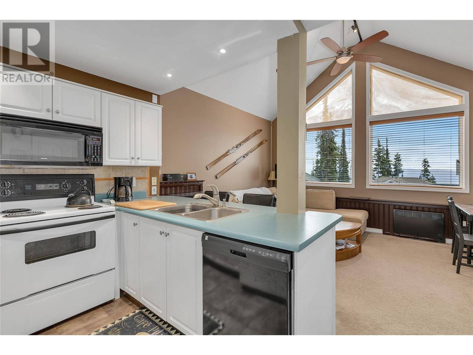 Big White, BC V1P1P3,5965 D Snowpines Crescent