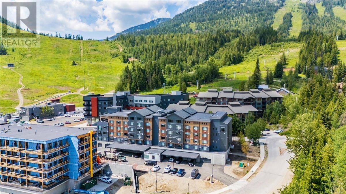 Rossland, BC V0G1Y0,4280 Red Mountain RD #221