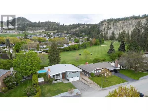 Kelowna, BC V1Y4S7,990 Fairway Crescent