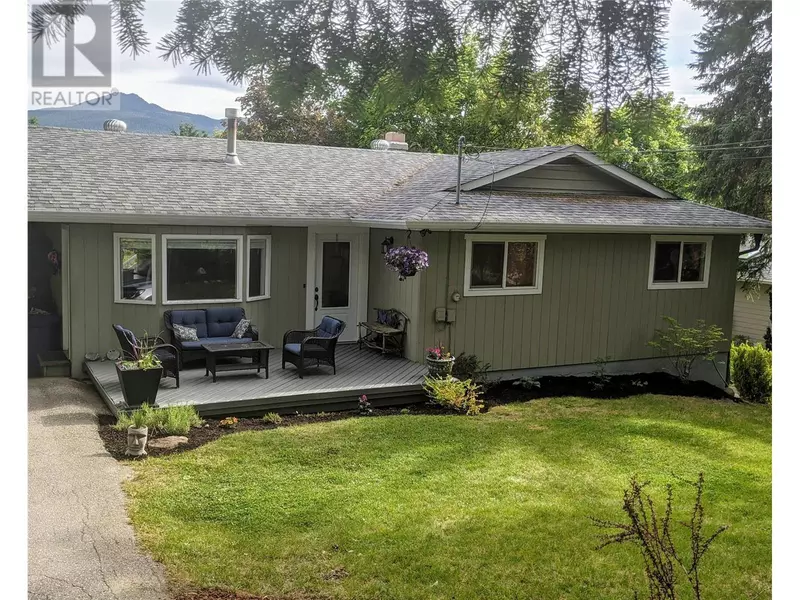 2650 30 Avenue NE, Salmon Arm, BC V1E2Z7