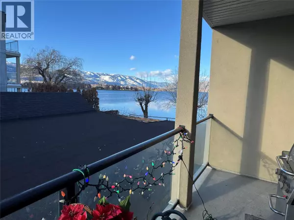 Osoyoos, BC V0H1V3,7310 MAIN ST #209