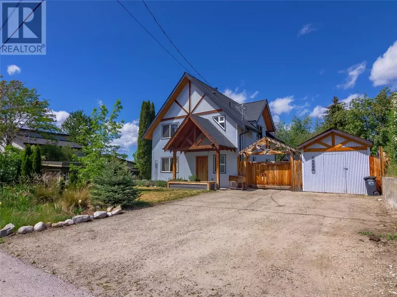 465 Ritchie Avenue, Naramata, BC V0H1N1