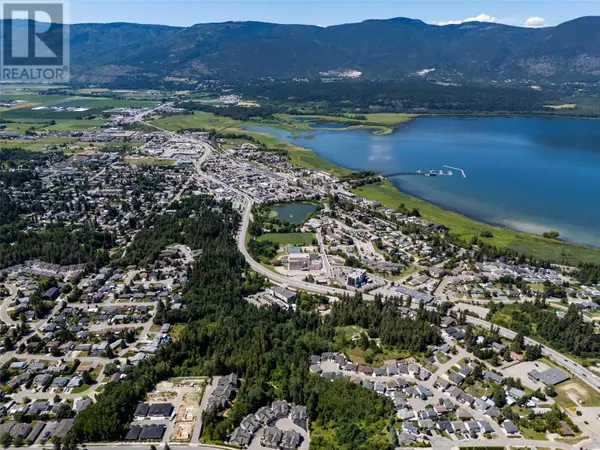 Salmon Arm, BC V1E1P1,Proposed Lot South 2 Avenue NE