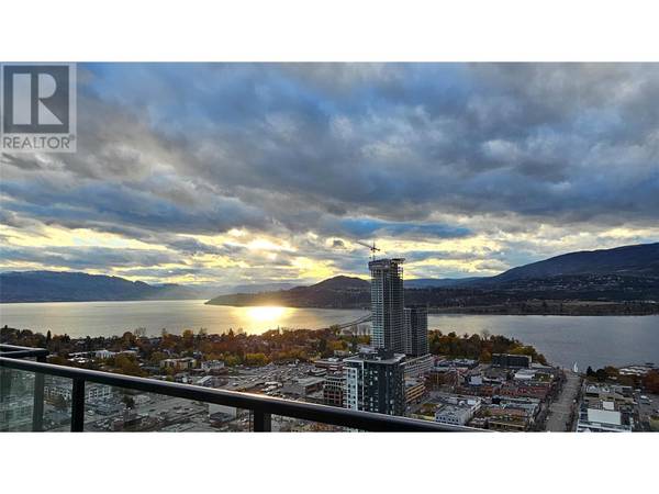 1488 Bertram ST #3301, Kelowna, BC V1Y6P2