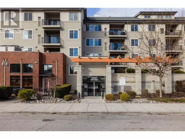 Kelowna, BC V1Y6H5,2142 Vasile ST #107