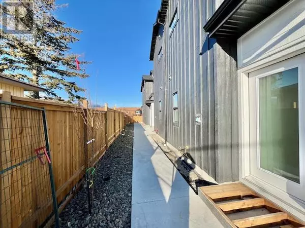 Penticton, BC V2A3P3,275 Kinney AVE #102