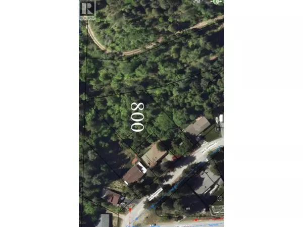 Castlegar, BC V1N1E3,800 LYNNWOOD Crescent